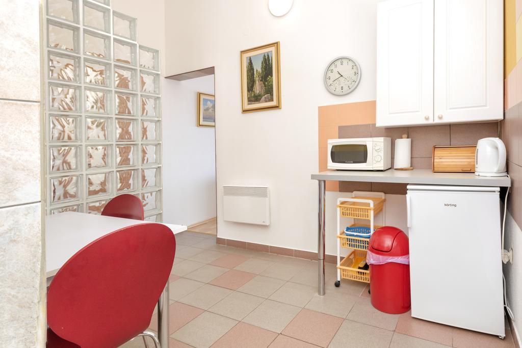 Ferienwohnung Big Blue Jelsa  Exterior foto