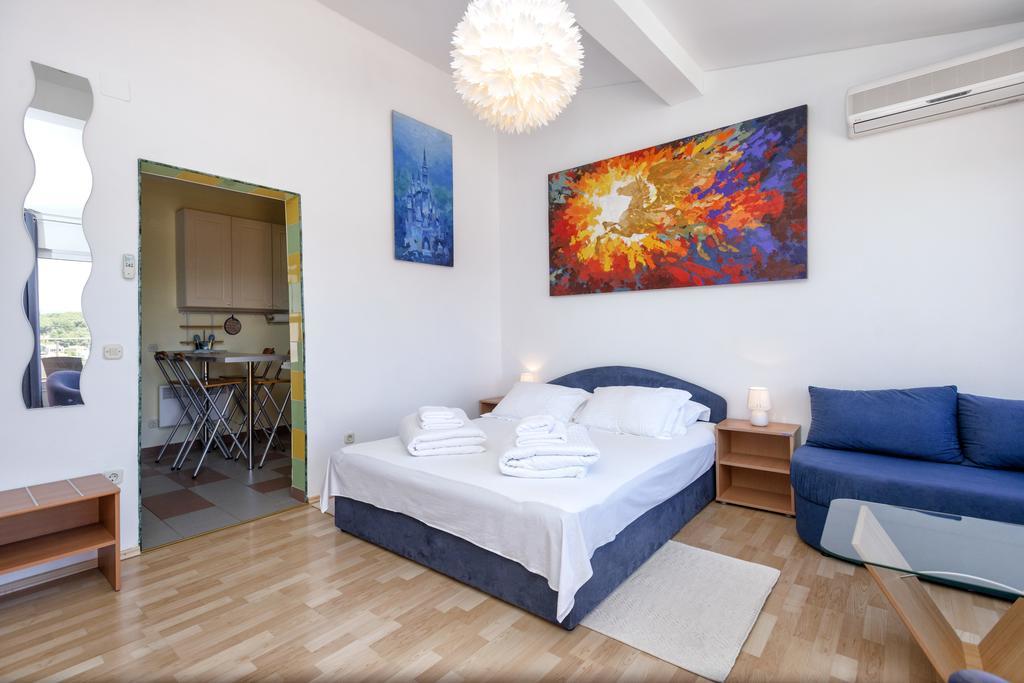 Ferienwohnung Big Blue Jelsa  Exterior foto